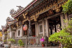Longshan Temple